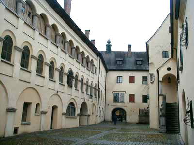 Schlo&szlig; Starhemberg