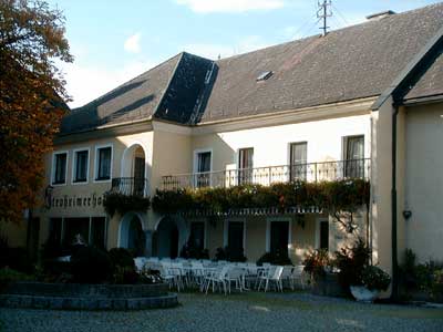 Schlo&szlig; Stroheim