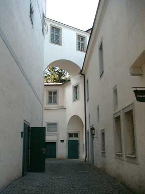 Schlo&szlig; Weinberg